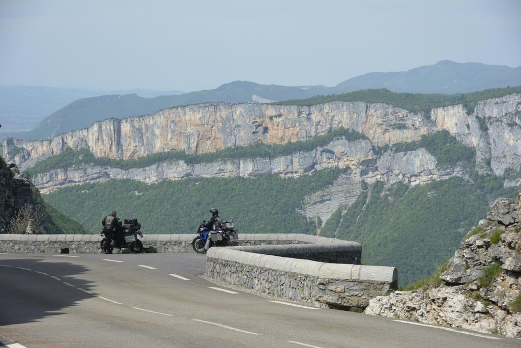 Hotel Du Col De La Machine サン・ジャン・アン・ロワイヤン エクステリア 写真