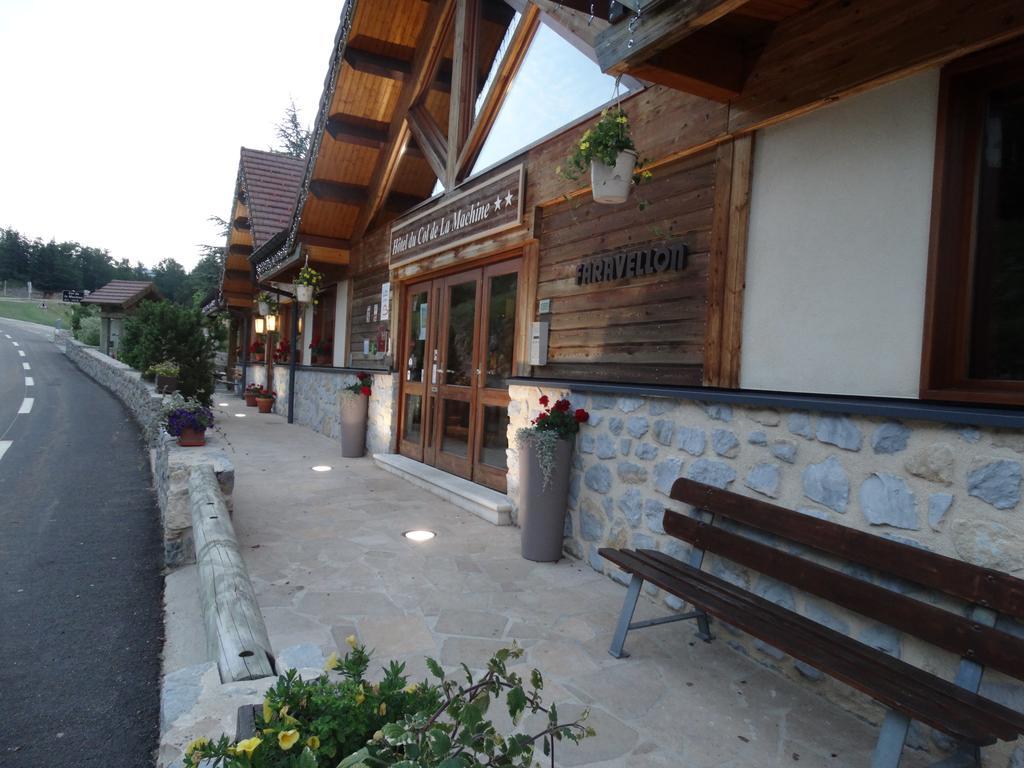 Hotel Du Col De La Machine サン・ジャン・アン・ロワイヤン エクステリア 写真