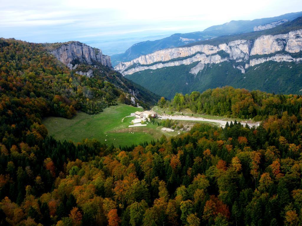 Hotel Du Col De La Machine サン・ジャン・アン・ロワイヤン エクステリア 写真